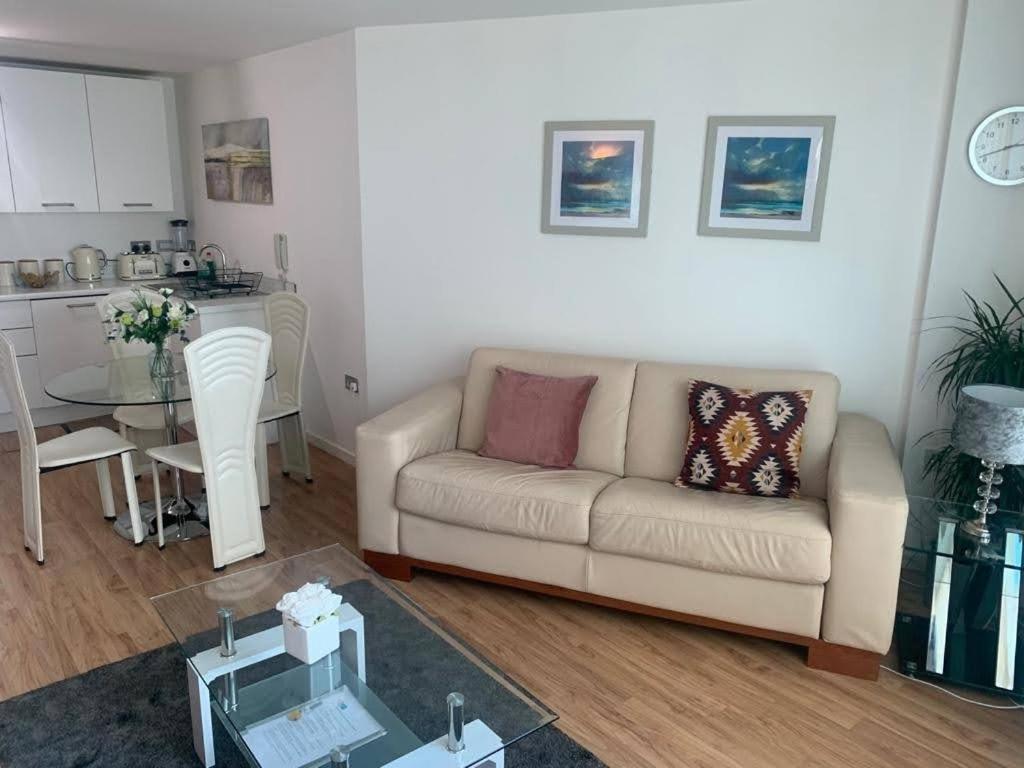 Marco Island -Spacious City Centre 2 Bedroom Apartment Nottingham Zewnętrze zdjęcie